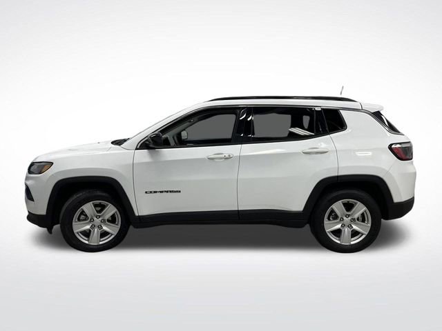 Used 2022 Jeep Compass Latitude image 10