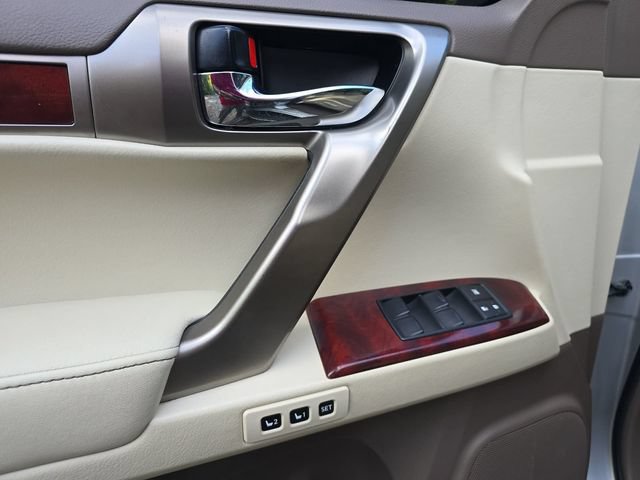 Used 2012 Lexus GX 460 w/ Comfort Plus Pkg AWD/4WD image 22