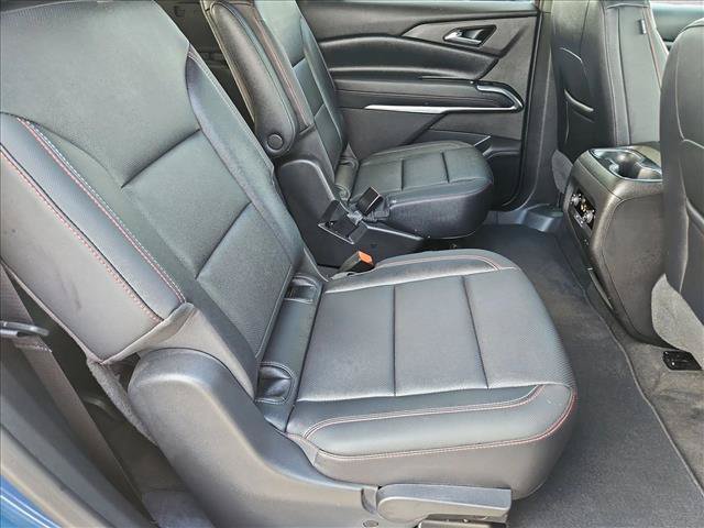 Used 2025 Chevrolet Traverse Z71 AWD/4WD image 19