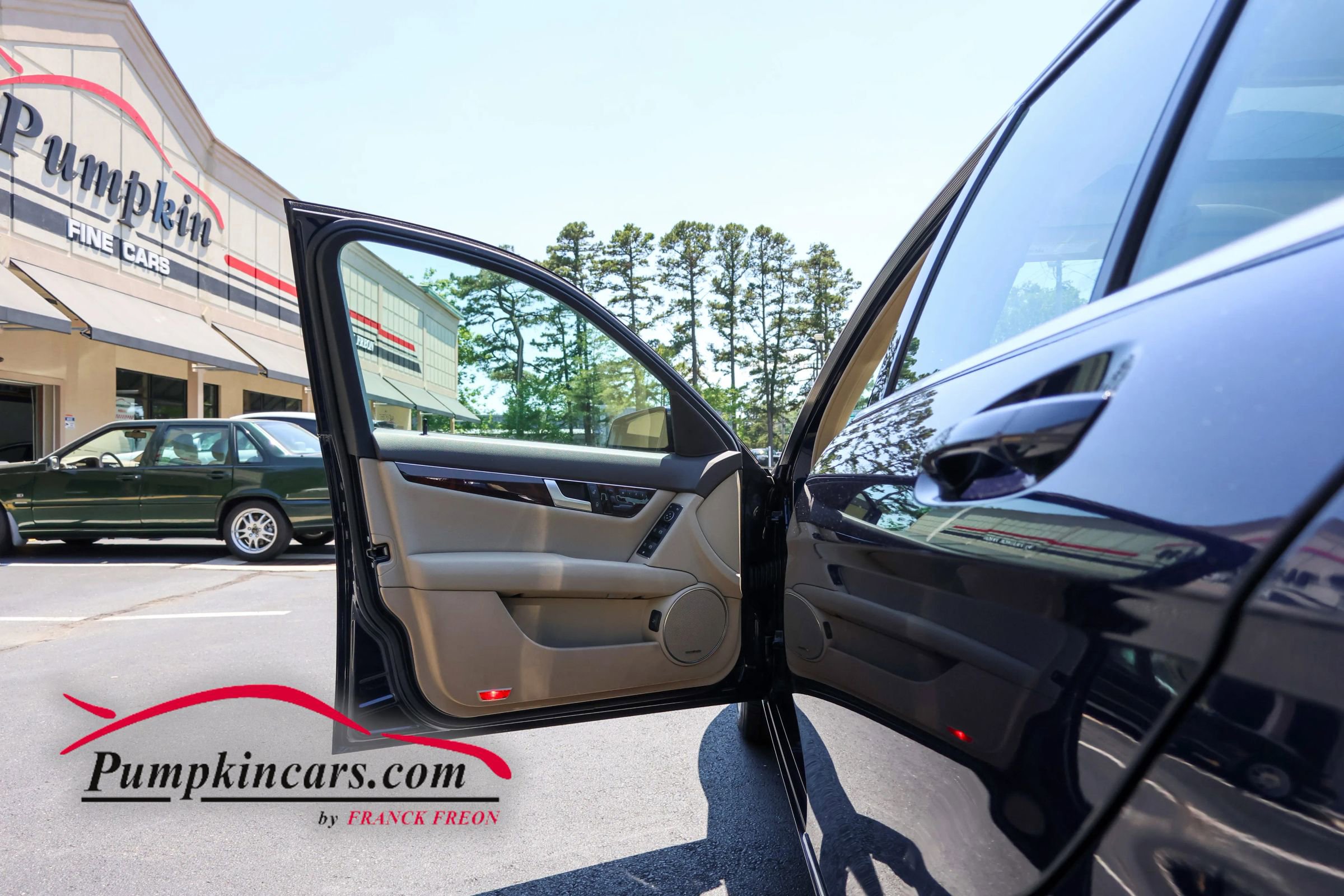 Used 2014 Mercedes-Benz C 300 4MATIC Sedan image 14
