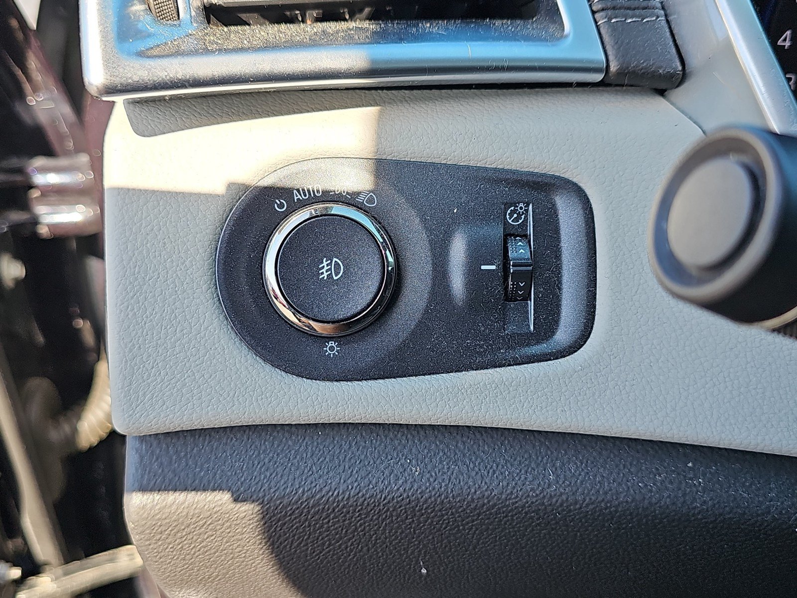 Used 2016 Cadillac SRX Performance w/ Driver Awareness Package FWD image 29
