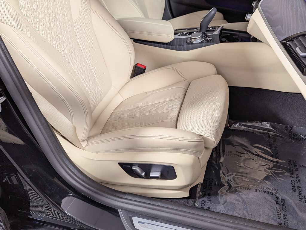 Used 2023 BMW 530i xDrive w/ Premium Package AWD/4WD image 26