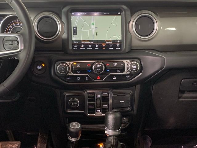 Used 2023 Jeep Wrangler Sahara image 12