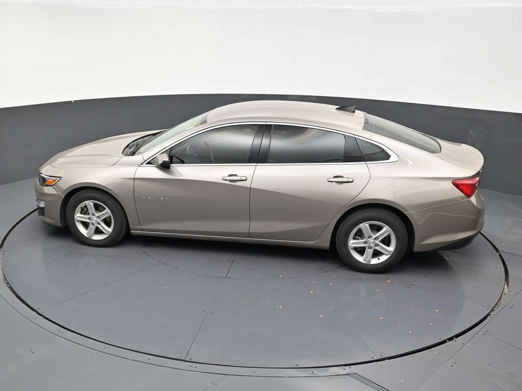 Used 2025 Chevrolet Malibu LS FWD image 14