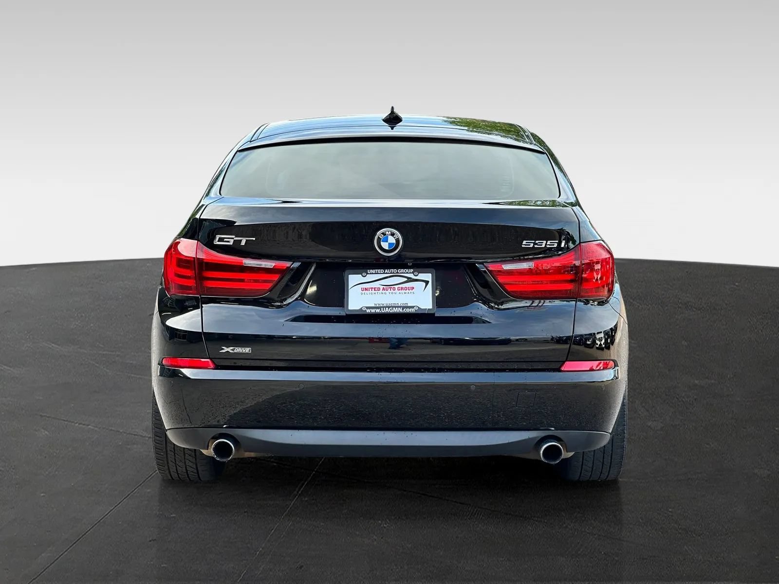 Used 2017 BMW 535i Gran Turismo xDrive AWD/4WD image 6