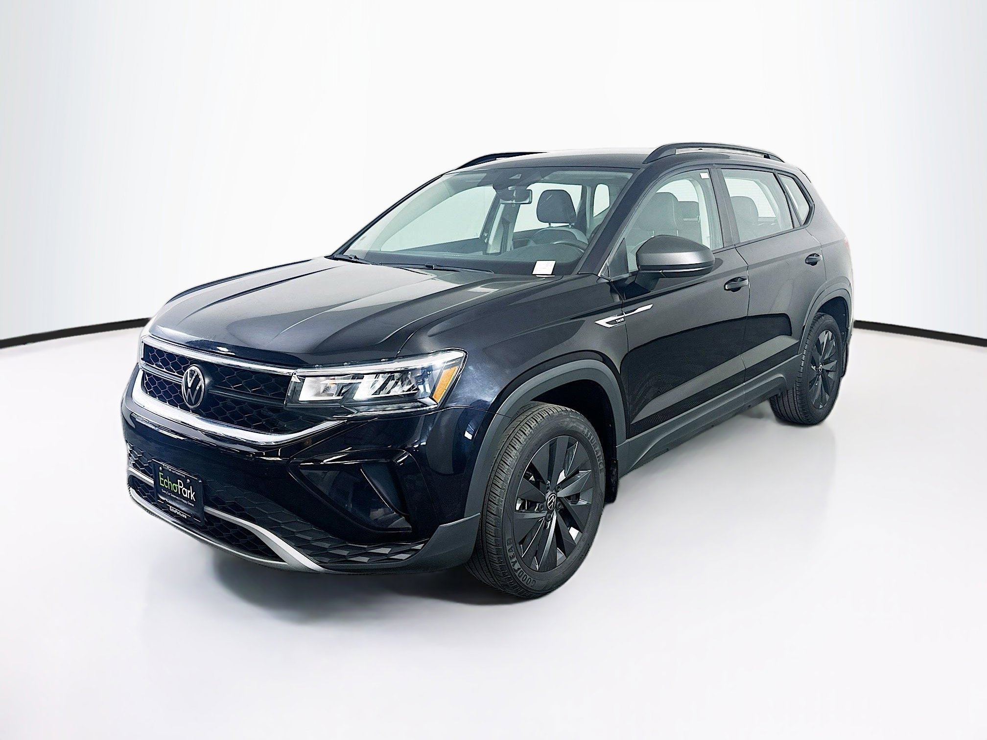 Used 2022 Volkswagen Taos S w/ IQ Drive S Package FWD image 3