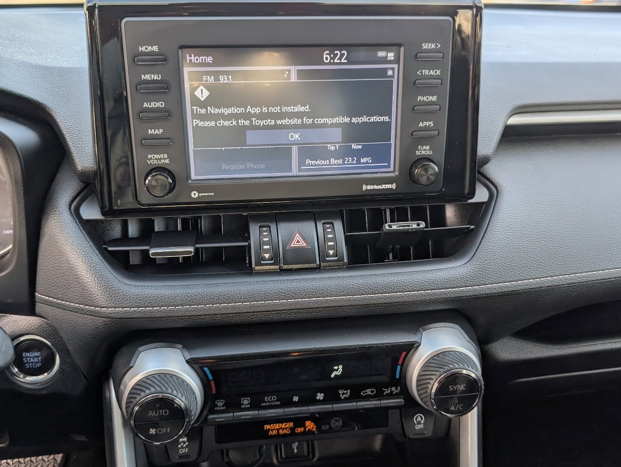 Used 2021 Toyota RAV4 XLE Premium image 17