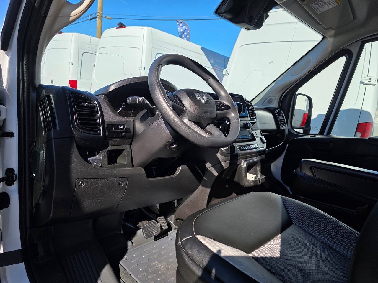 Used 2023 RAM ProMaster 3500 FWD image 16