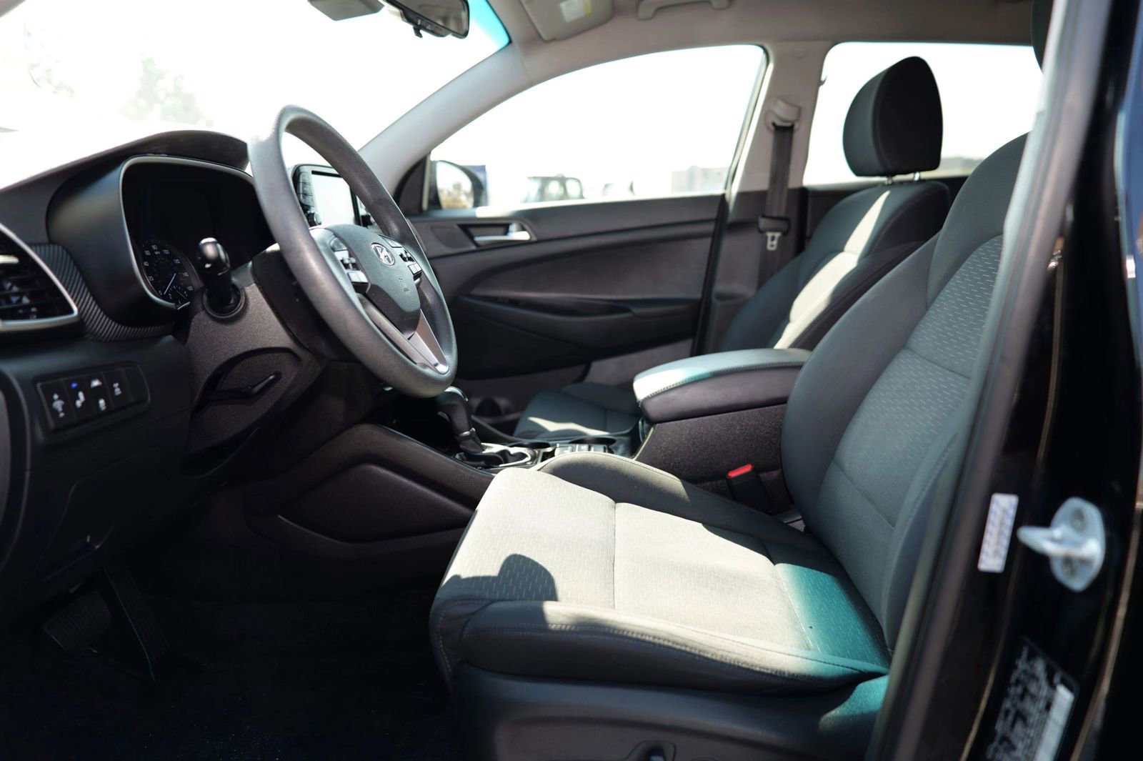 Used 2019 Hyundai Tucson Value w/ Cargo Package image 16