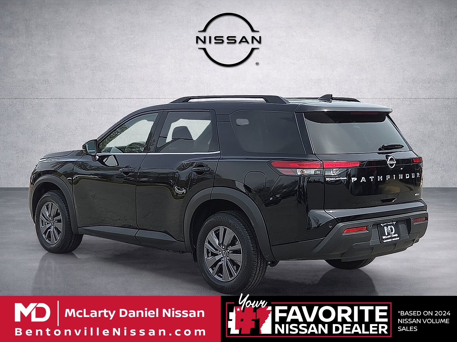 Used 2025 Nissan Pathfinder SV AWD/4WD image 4