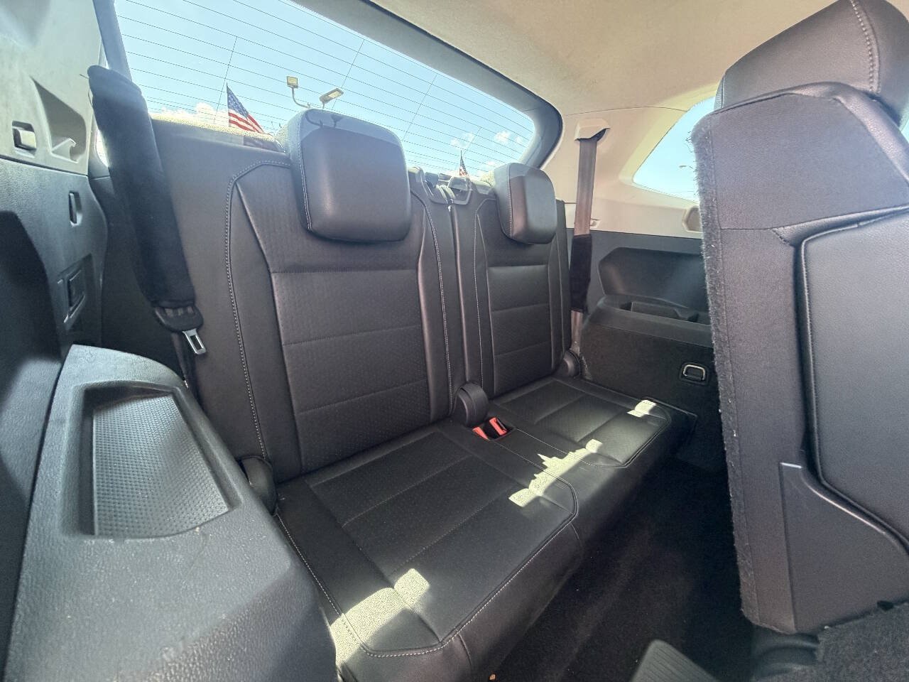 Used 2020 Volkswagen Tiguan SE FWD image 27