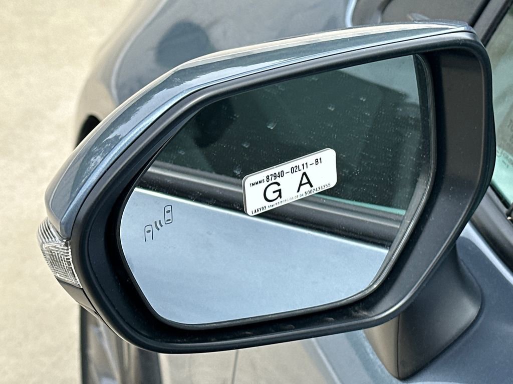New 2026 Toyota Corolla SE FWD image 15