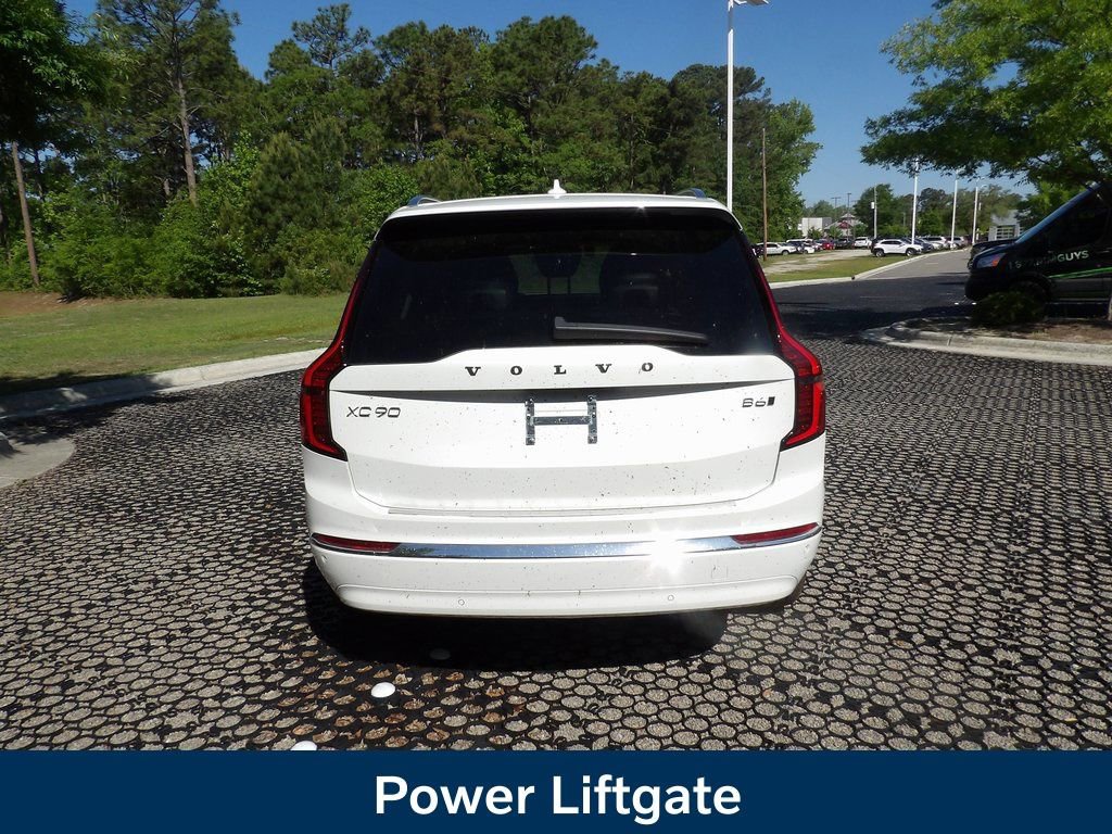 New 2025 Volvo XC90 B6 Plus w/ Protection Package Premier image 7