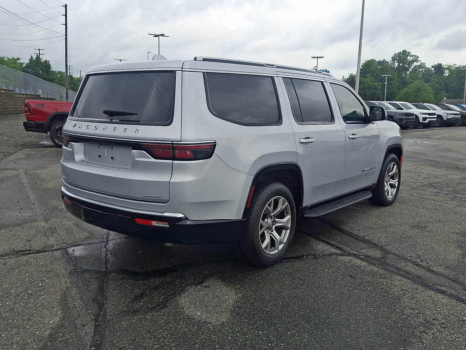 Used 2022 Jeep Wagoneer Series II AWD/4WD image 6