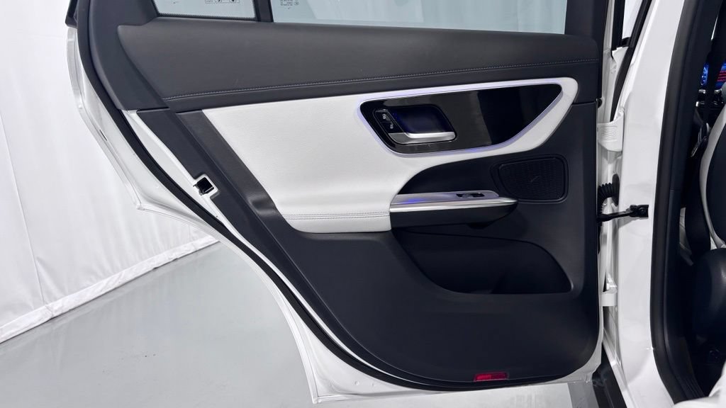Certified 2024 Mercedes-Benz GLC 300 4MATIC image 23