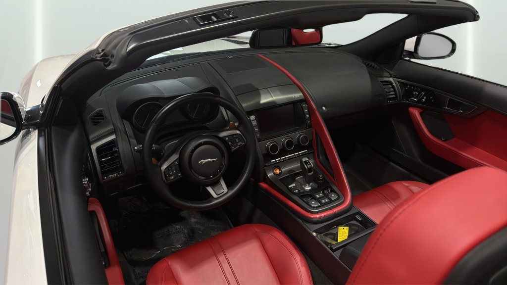 Used 2014 Jaguar F-TYPE S RWD image 18