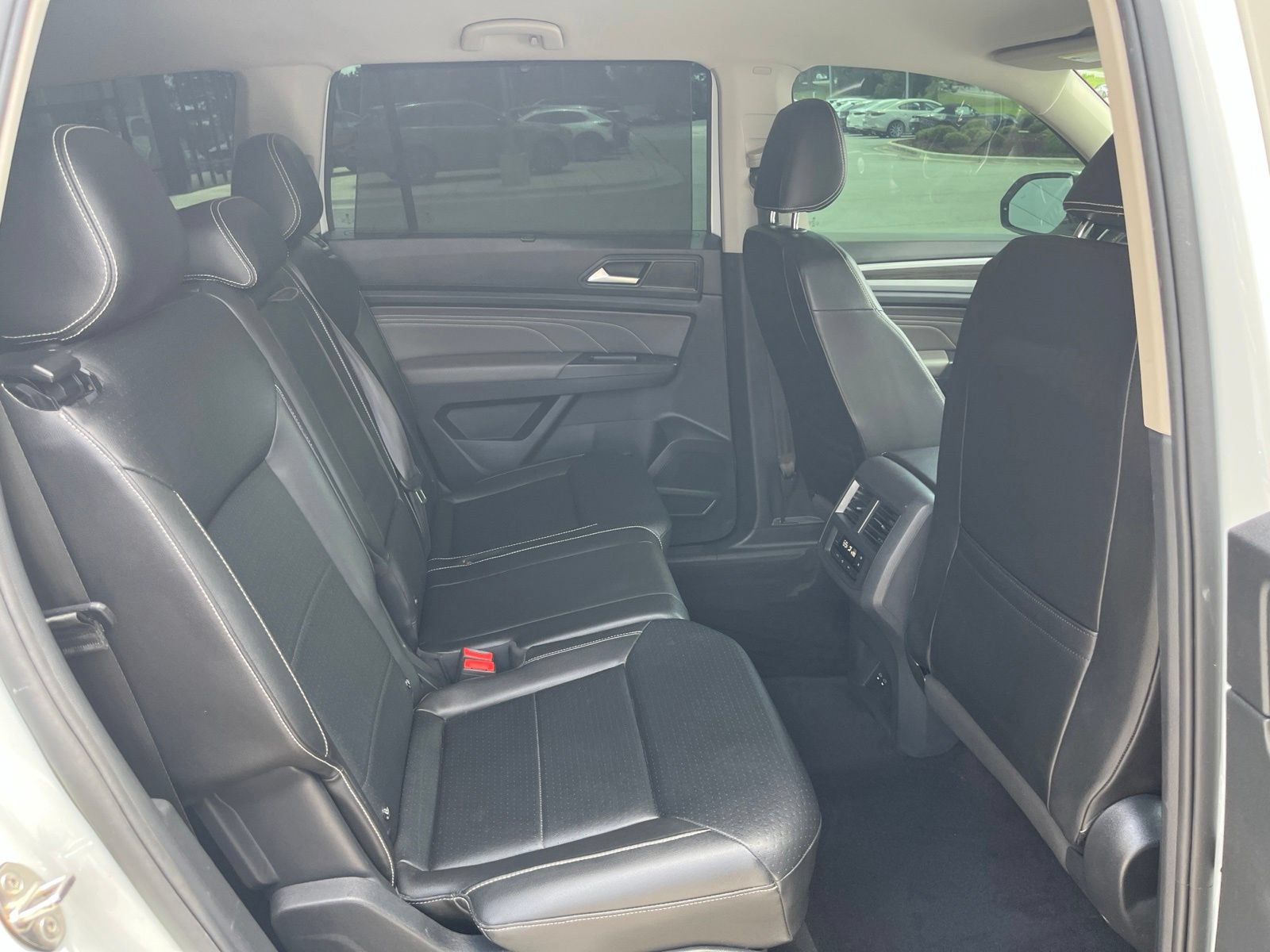 Used 2021 Volkswagen Atlas SE w/ Towing Package FWD image 37