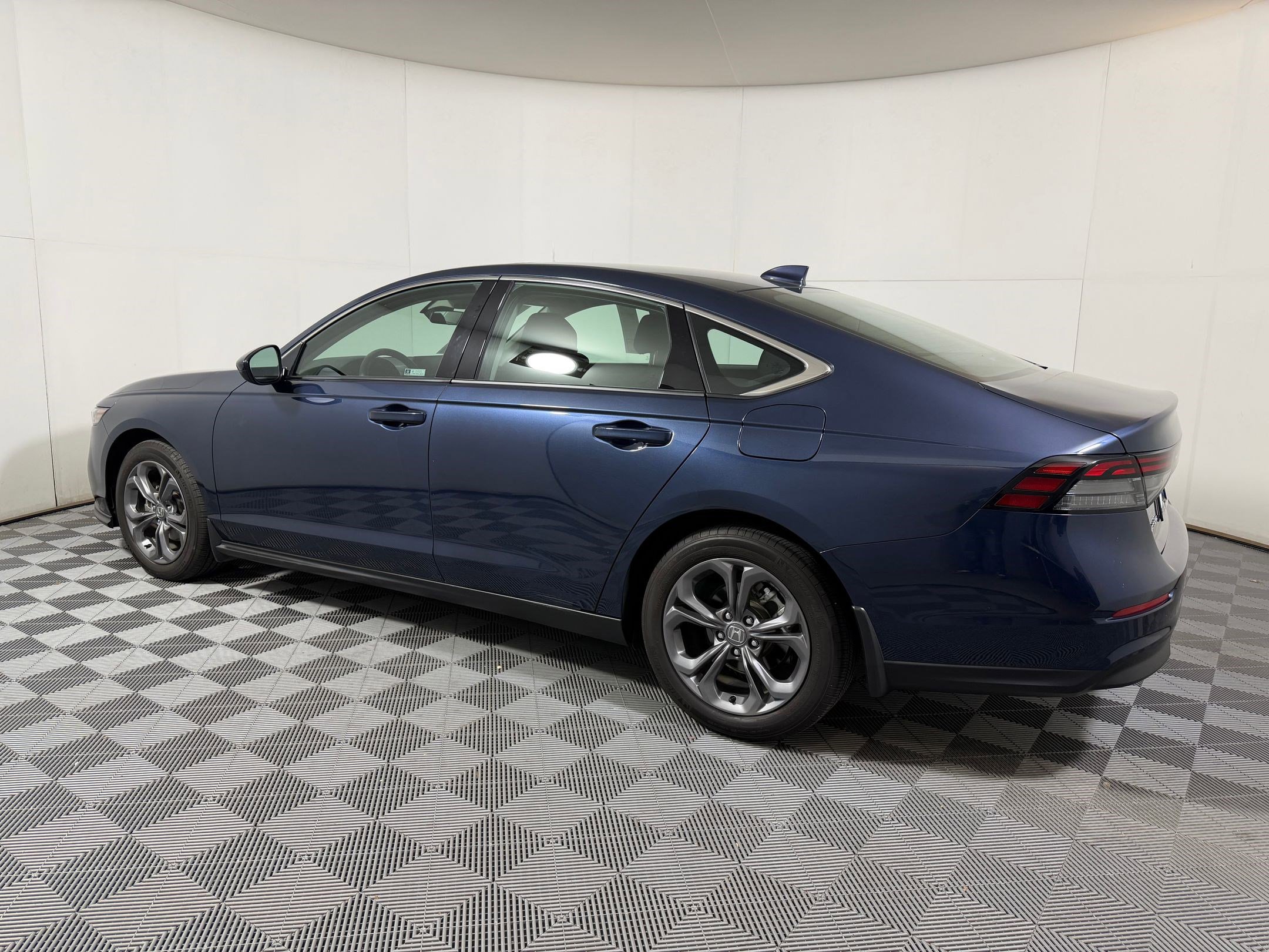 Certified 2024 Honda Accord EX image 2