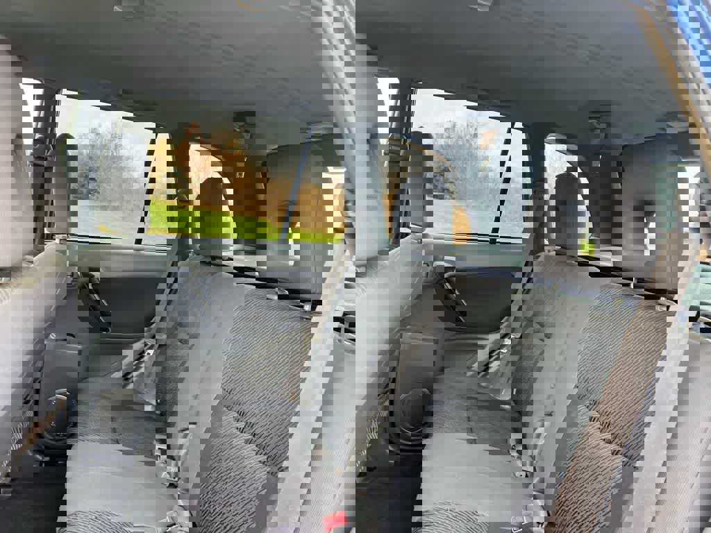 Used 2003 Toyota RAV4 4WD image 23