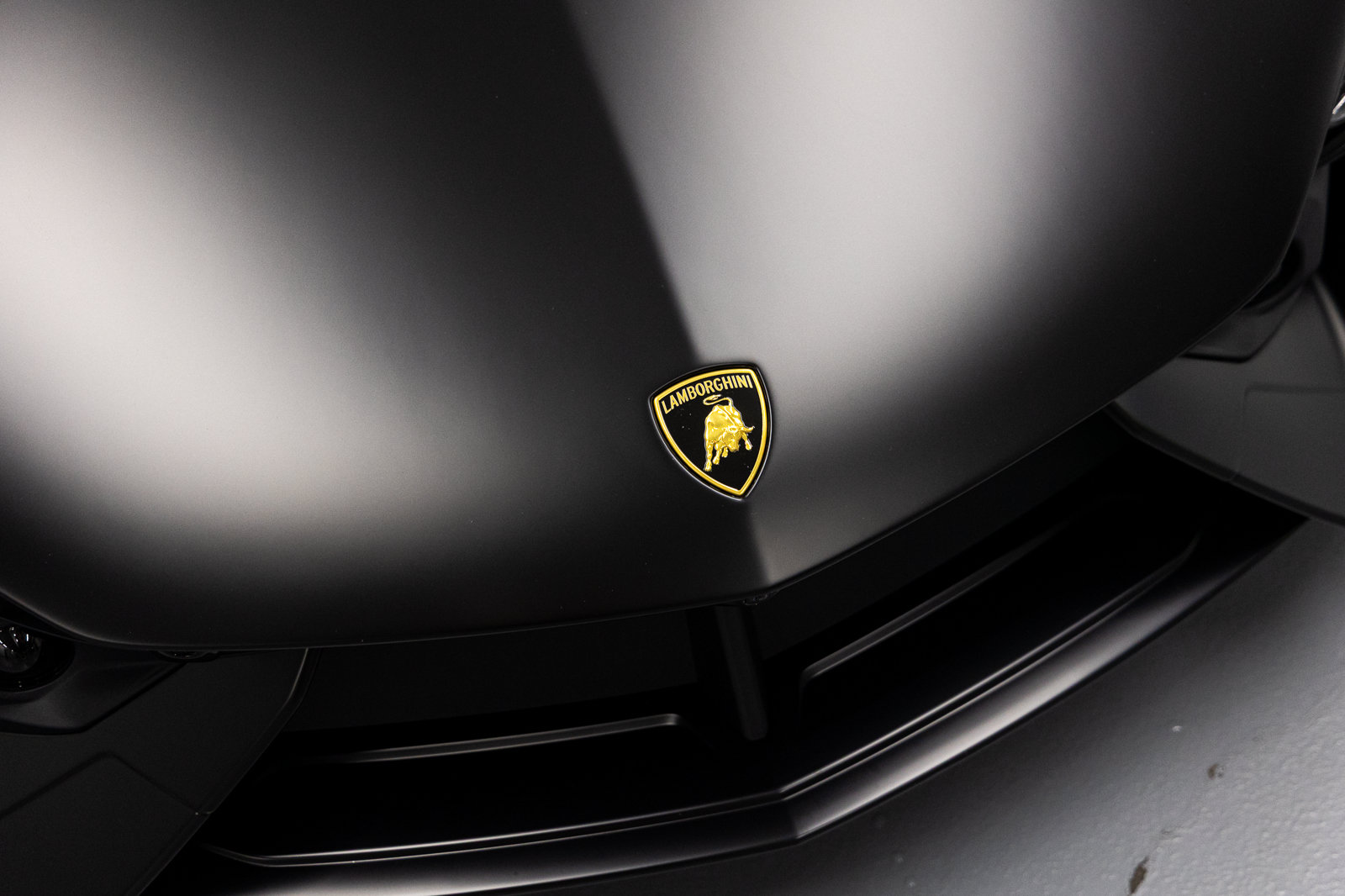 Used 2024 Lamborghini Revuelto AWD/4WD image 18