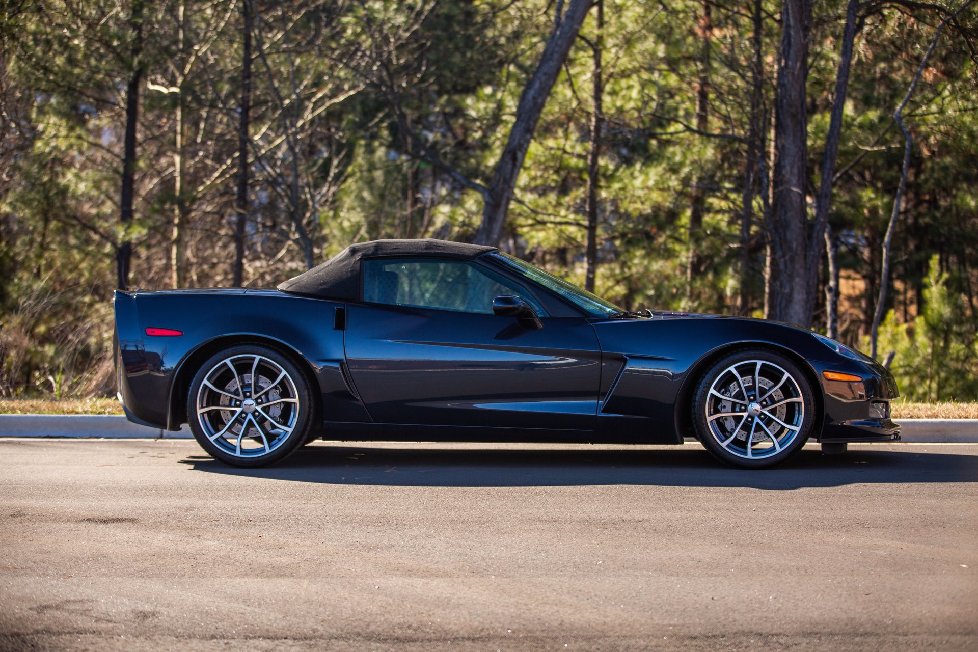Used 2013 Chevrolet Corvette 427 w/ 1SC Preferred Equipment Group image 29