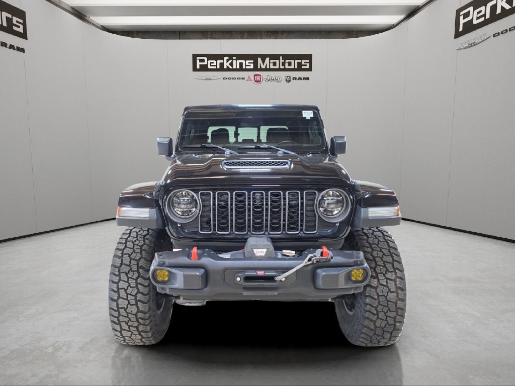 Used 2024 Jeep Gladiator Mojave AWD/4WD image 9