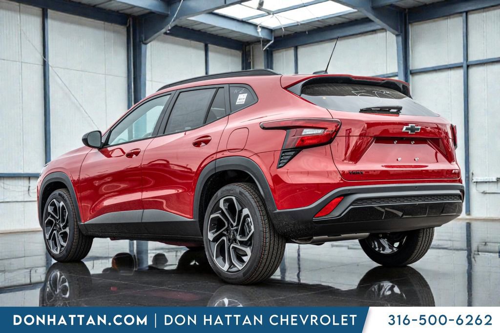 New 2026 Chevrolet Trax RS w/ Sunroof Package FWD image 31