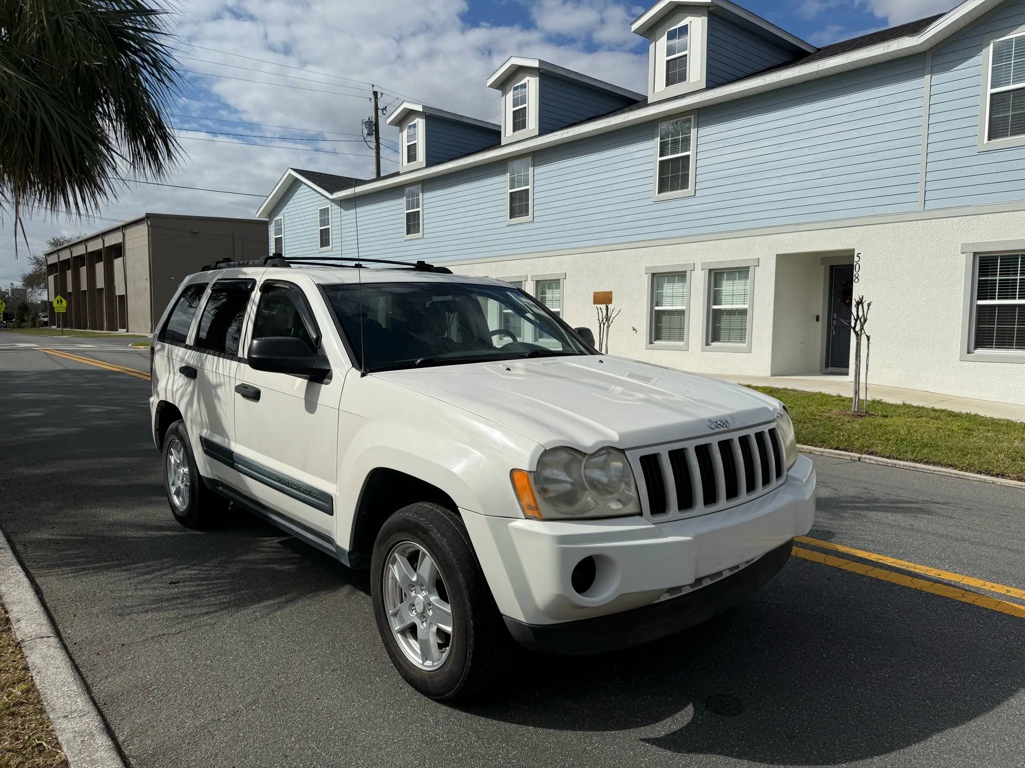Used 2006 Jeep Grand Cherokee Laredo w/ Trailer Tow Group RWD image 3