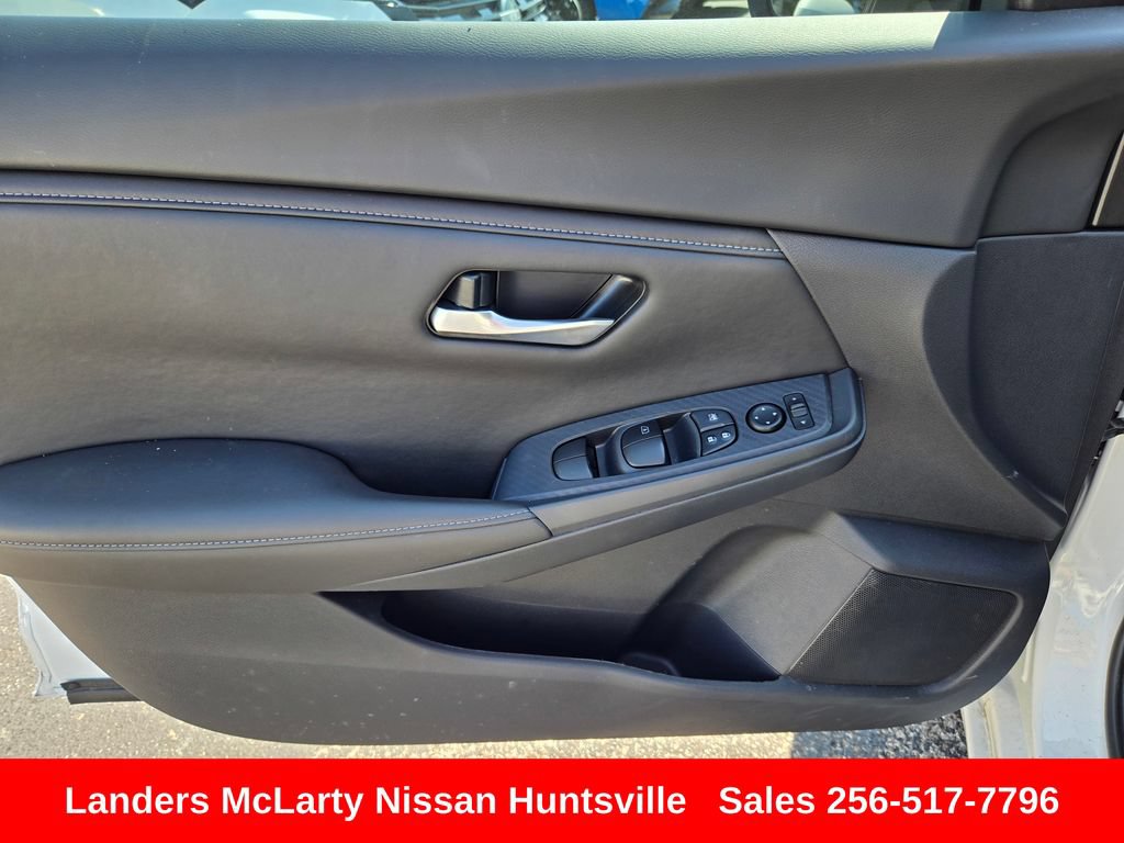 Used 2025 Nissan Sentra SV w/ All-Weather Package FWD image 21