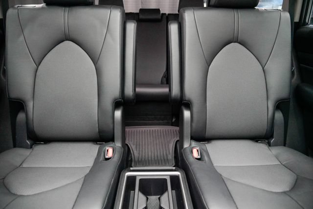 Used 2025 Toyota Grand Highlander AWD image 20