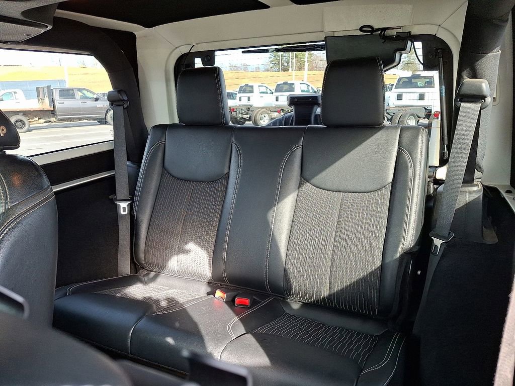Used 2015 Jeep Wrangler Freedom Edition image 10