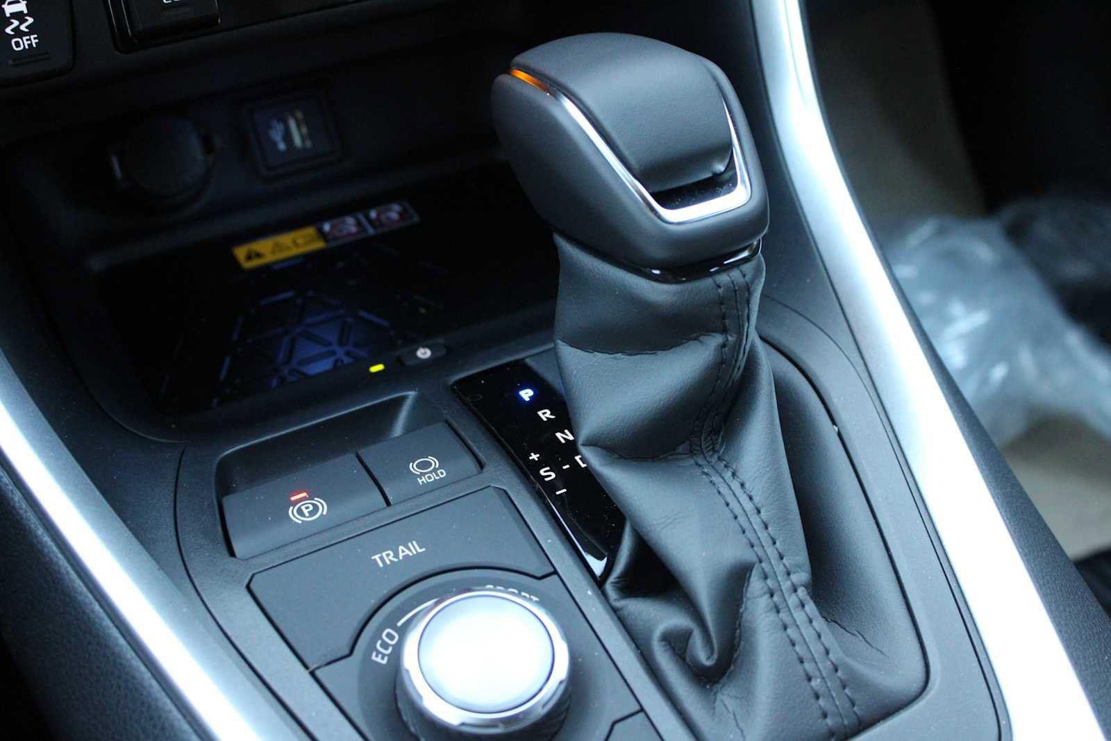 New 2025 Toyota RAV4 XSE image 19