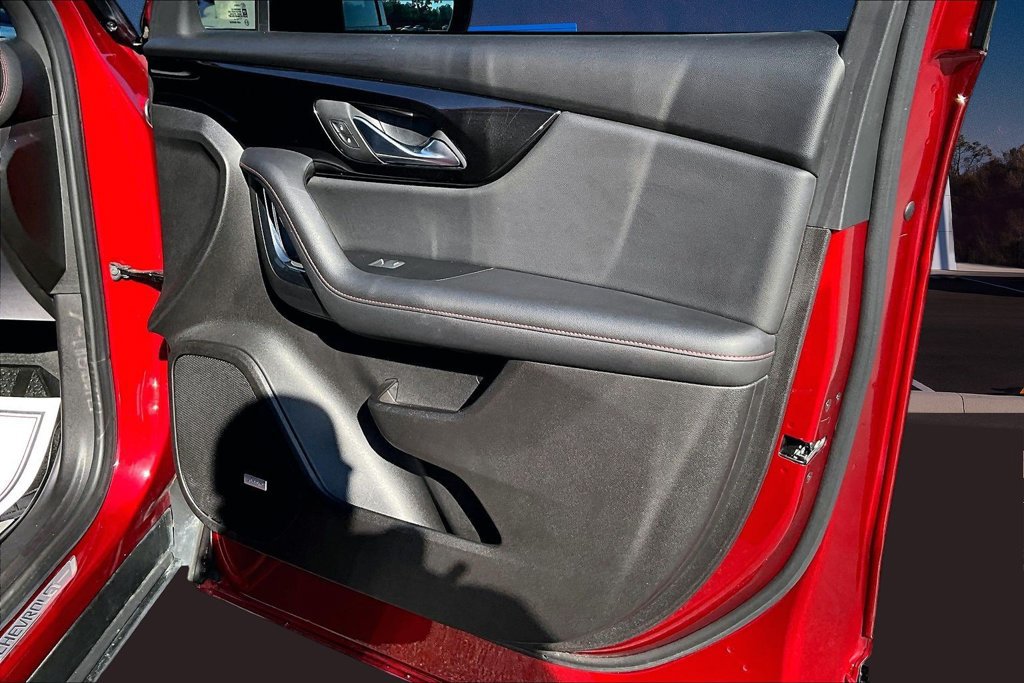 Used 2024 Chevrolet Blazer RS w/ Driver Confidence II Package FWD image 30