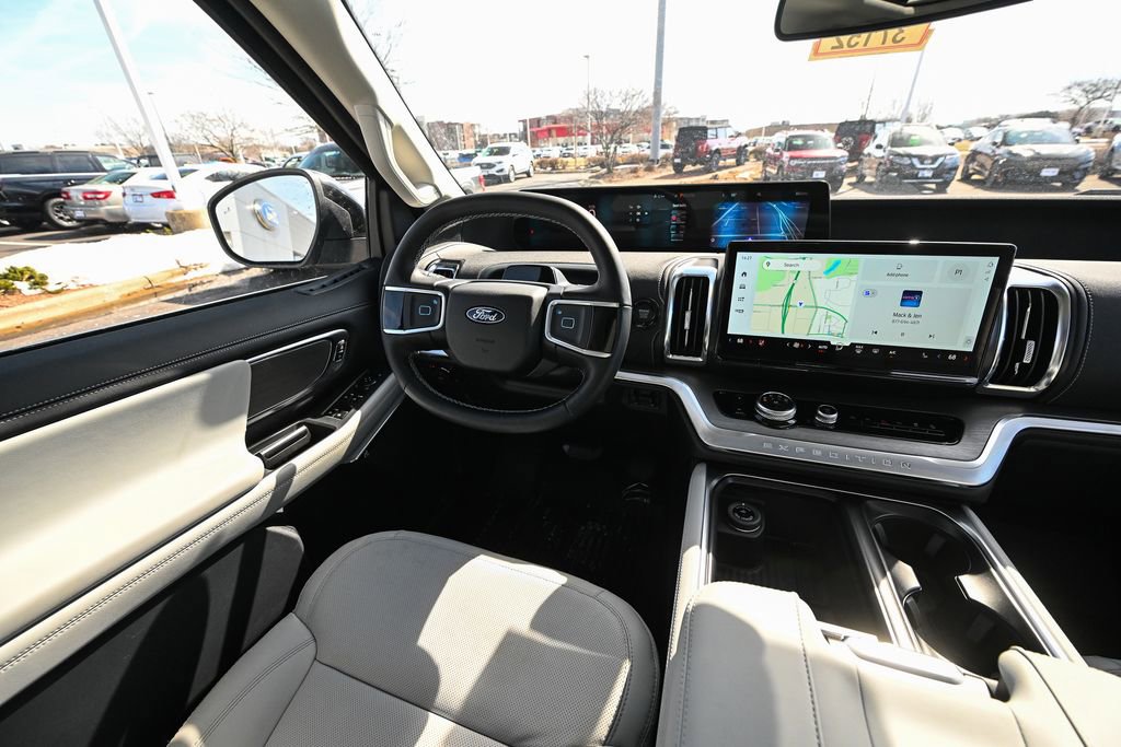 New 2026 Ford Expedition Platinum w/ Driver's Package image 29