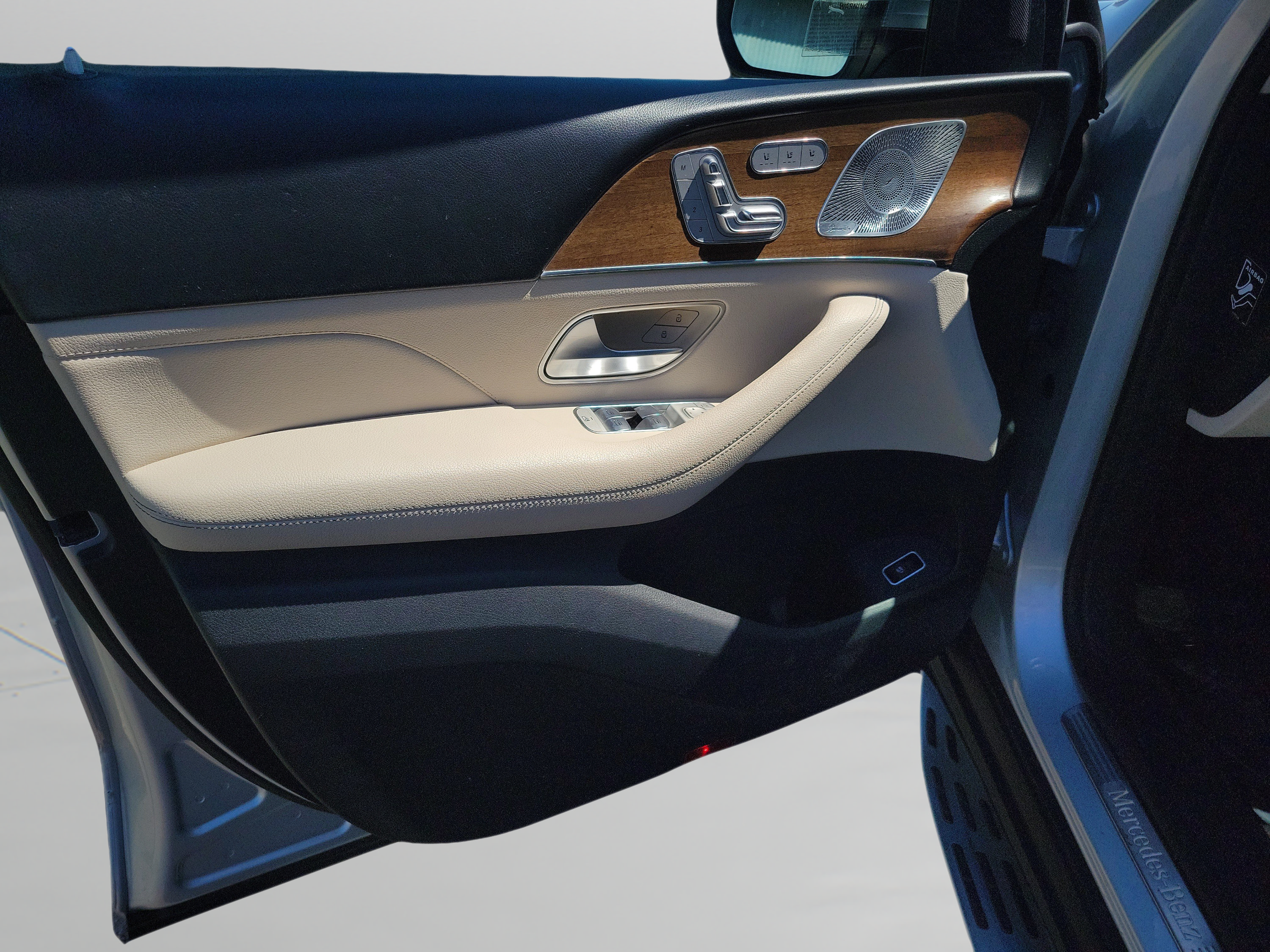 Certified 2021 Mercedes-Benz GLS 450 4MATIC image 17
