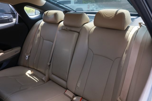 Used 2016 Hyundai Azera Limited FWD image 11