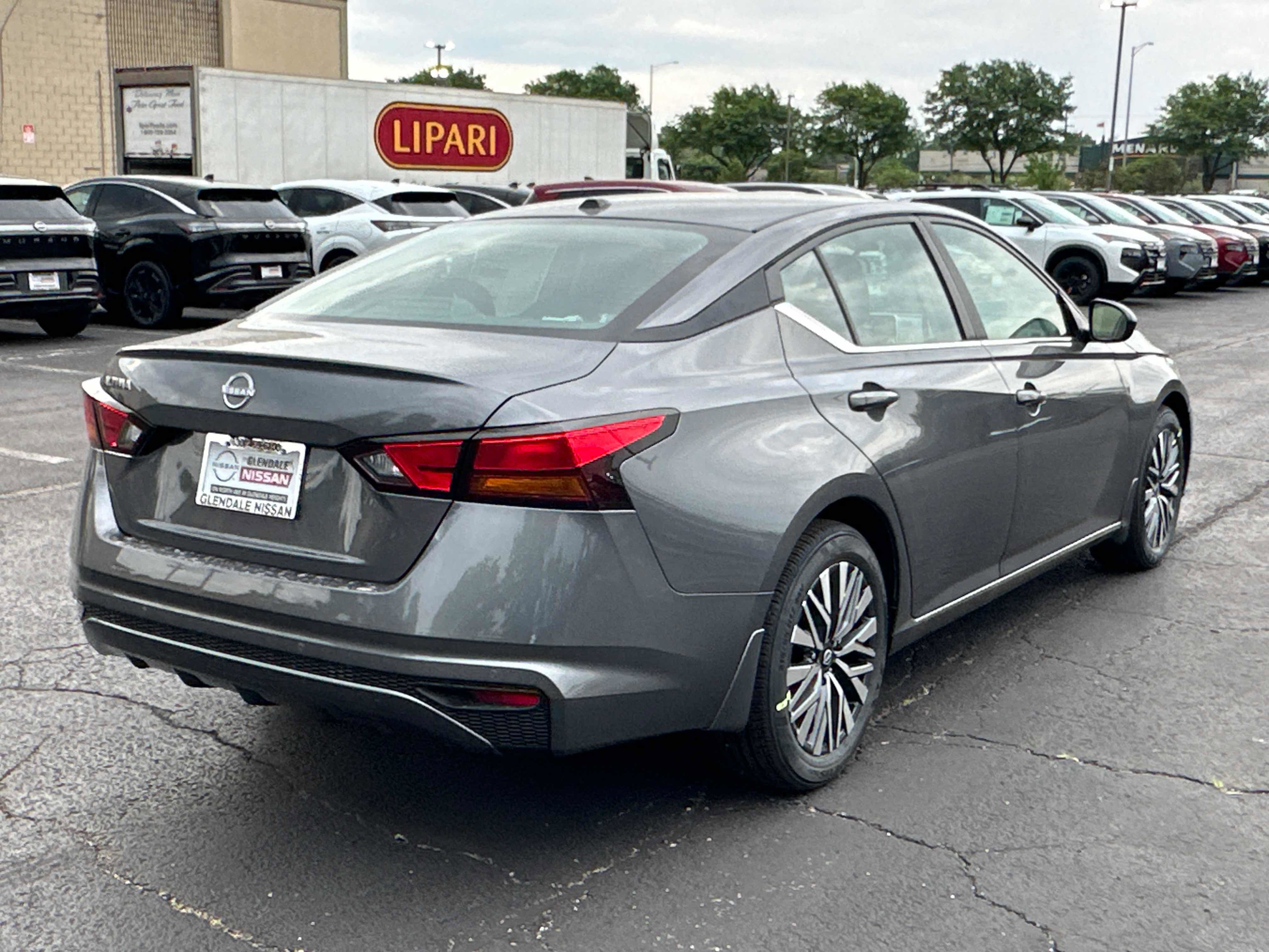 New 2026 Nissan Altima 2.5 SV FWD image 4