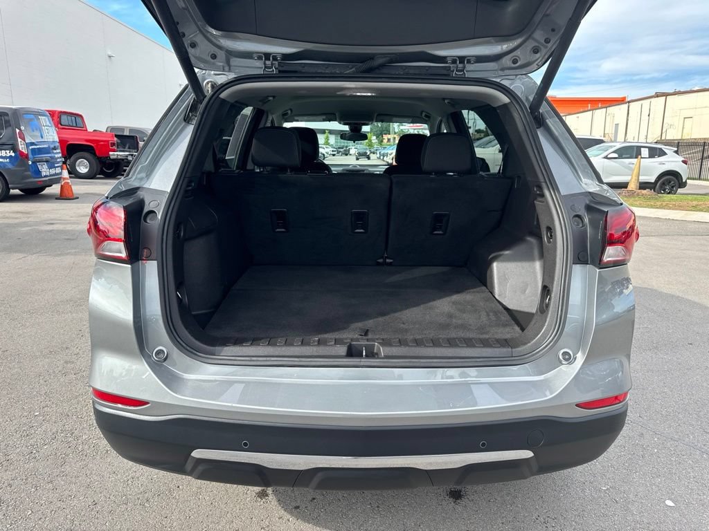 Used 2024 Chevrolet Equinox LT AWD/4WD image 24