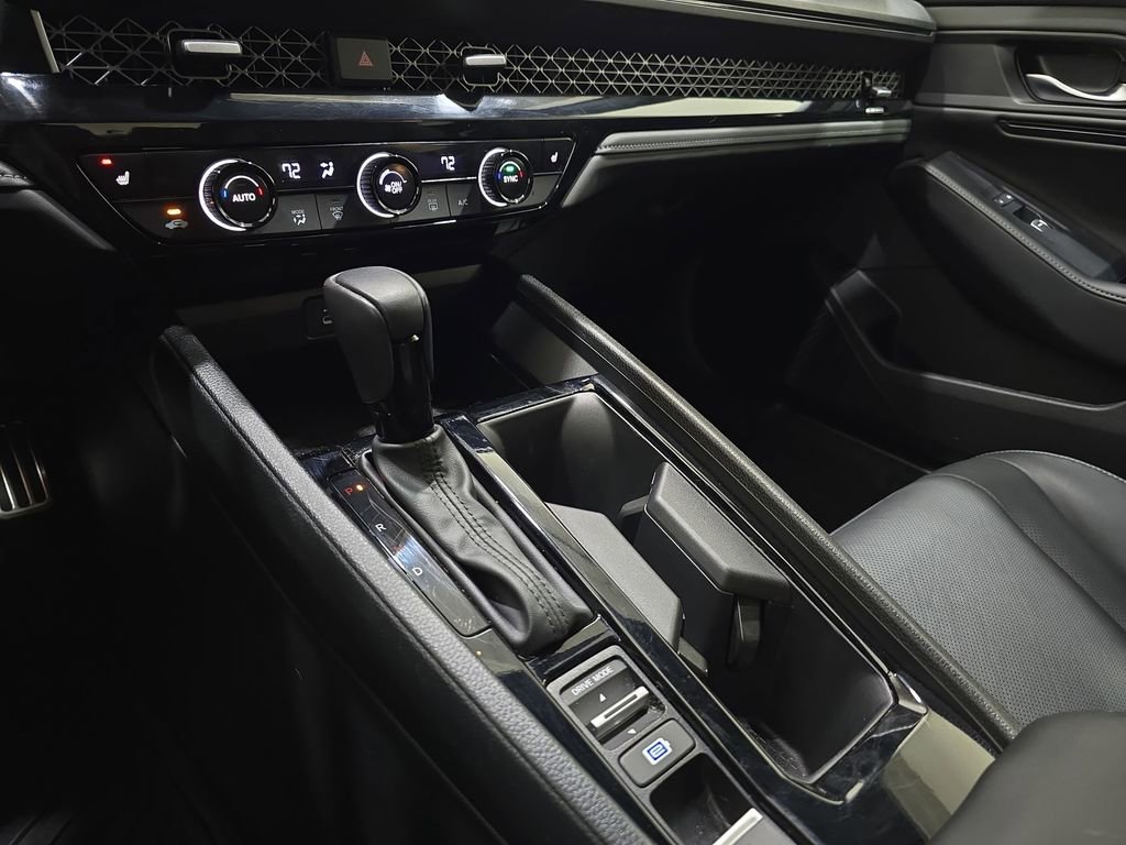 Used 2024 Honda Accord Sport image 25