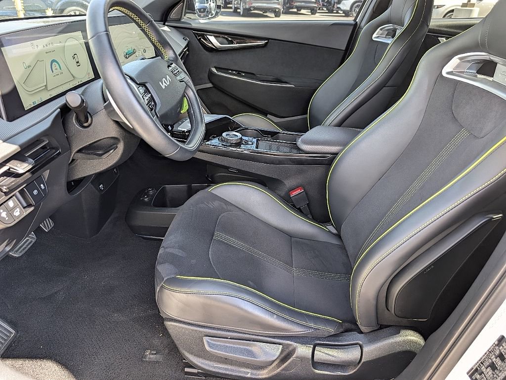 Used 2023 Kia EV6 GT image 27