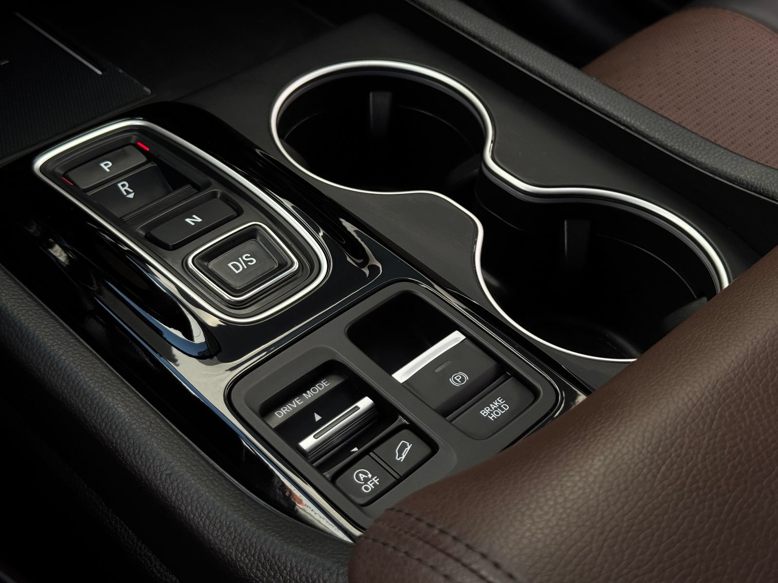 Certified 2024 Honda Pilot Elite image 29