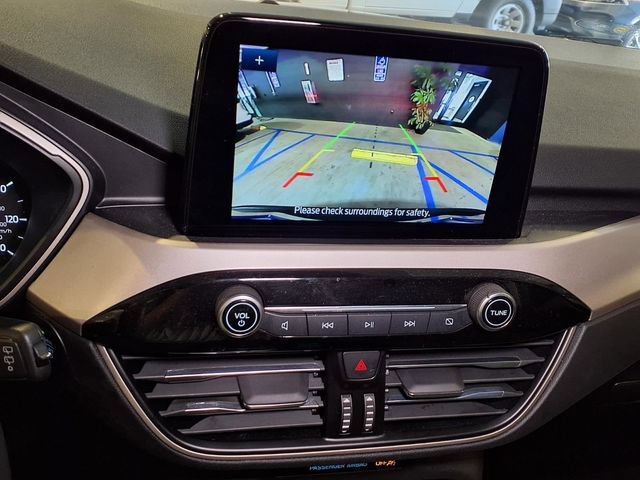 Certified 2022 Ford Escape SE w/ SE Sport Appearance Package FWD image 7