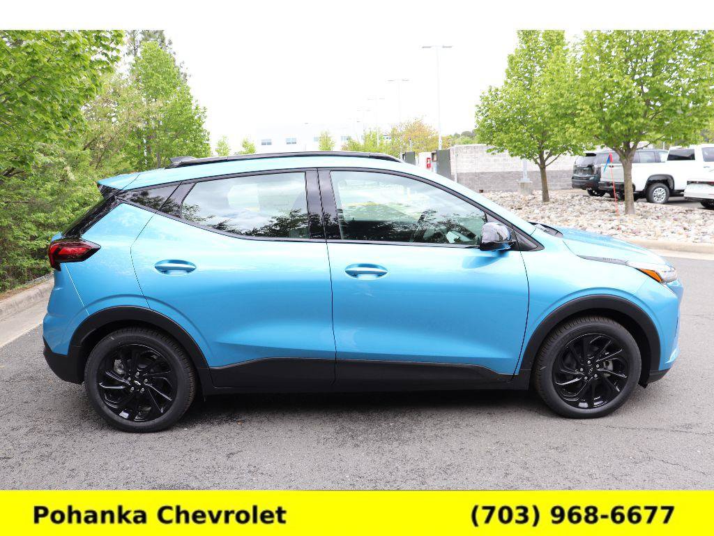 New 2027 Chevrolet Bolt RS w/ Technology Package FWD image 8