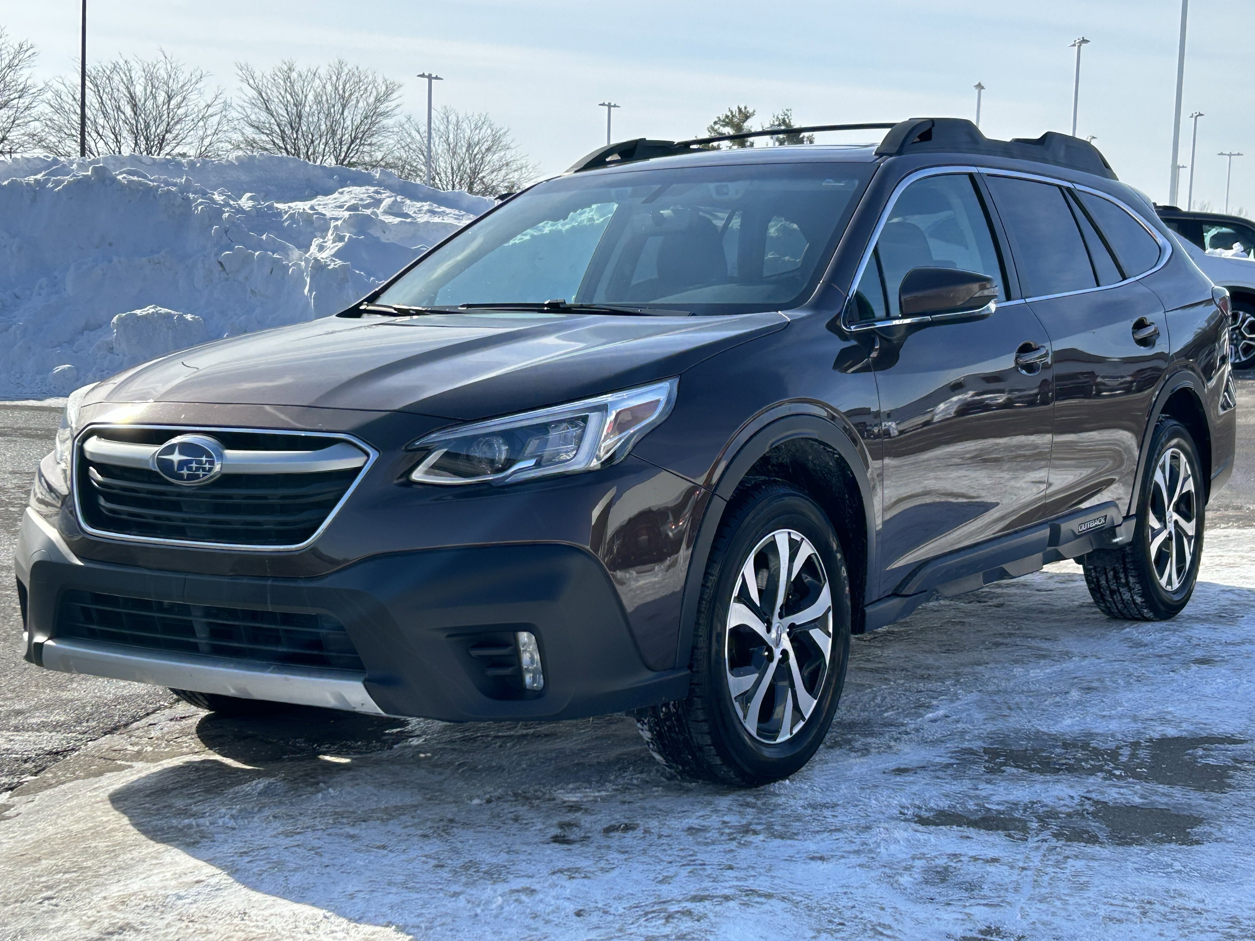 Used 2020 Subaru Outback Limited XT image 3