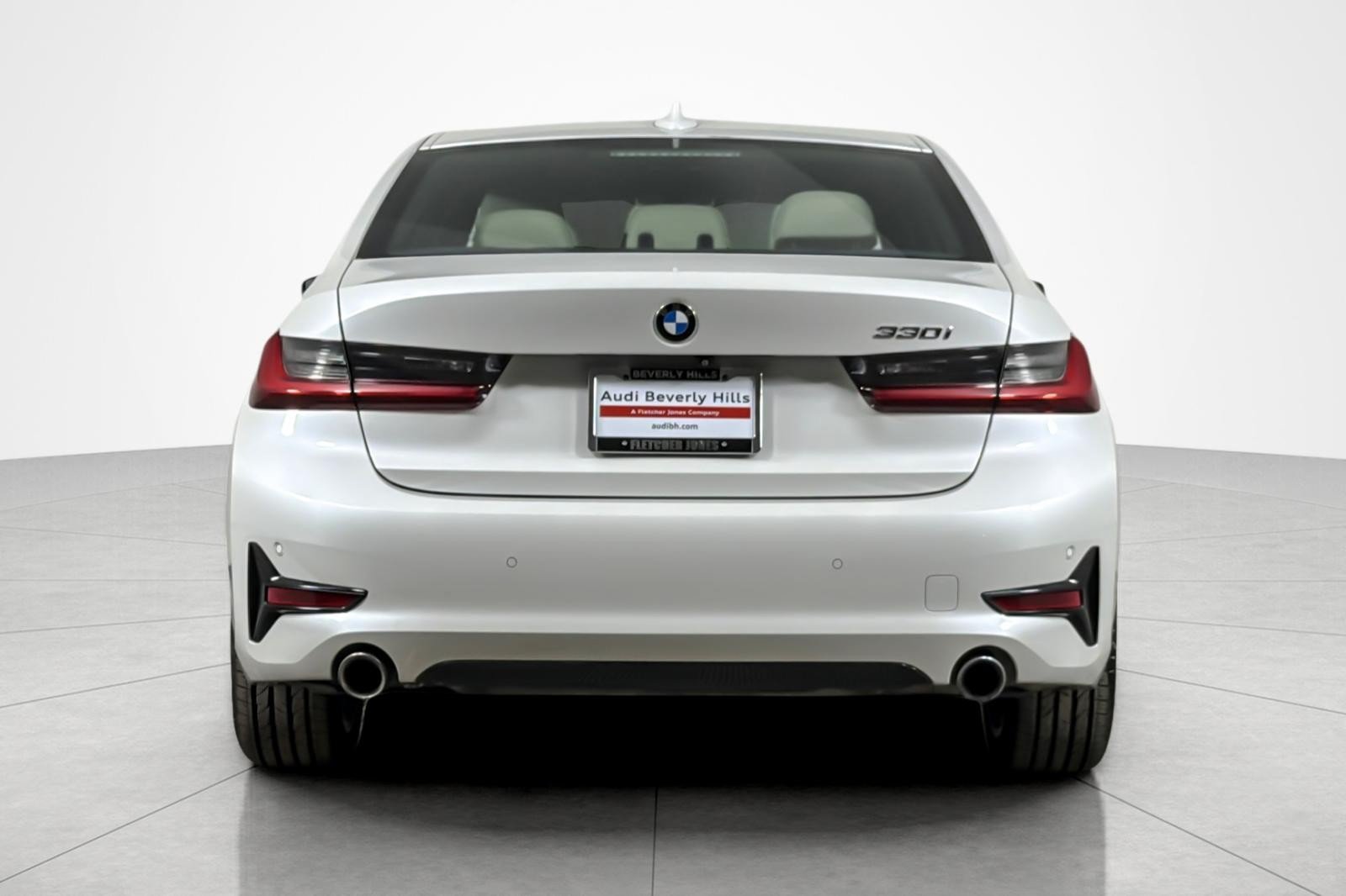 Used 2021 BMW 330i Sedan w/ Convenience Package RWD image 4
