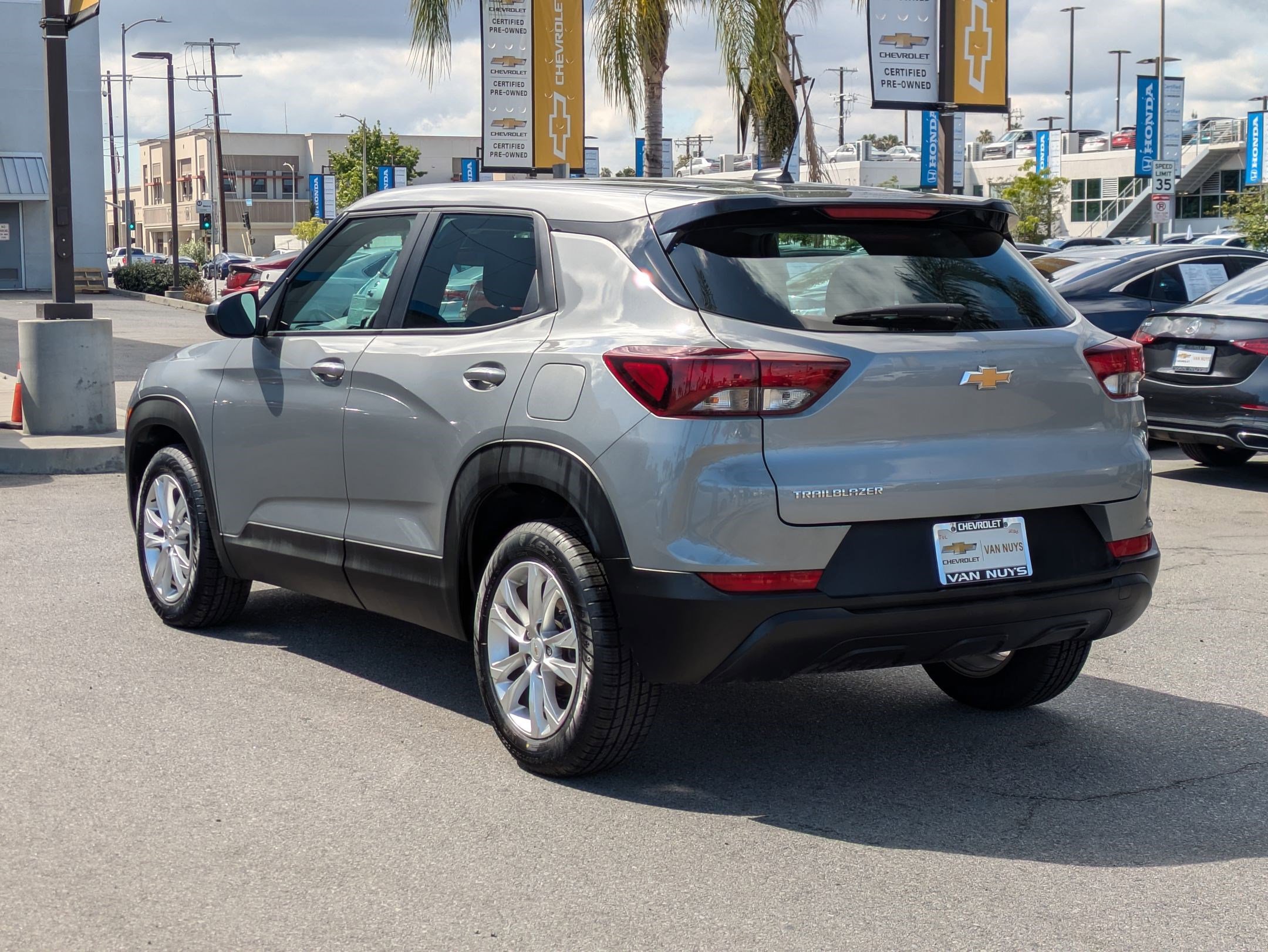 Used 2023 Chevrolet TrailBlazer LS image 7