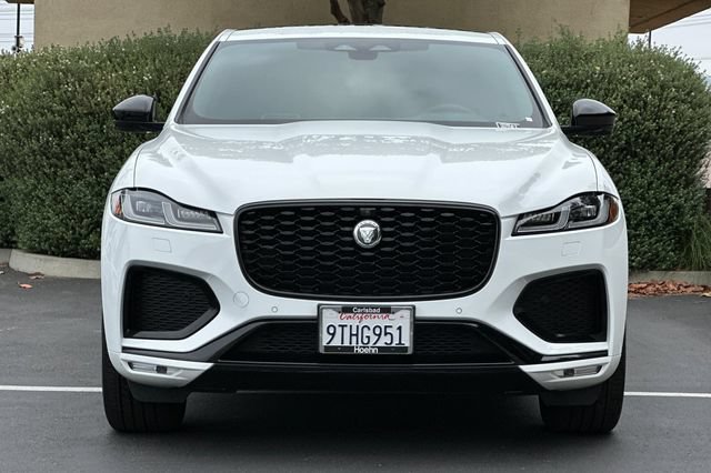 Certified 2026 Jaguar F-PACE R-Dynamic S AWD/4WD image 8