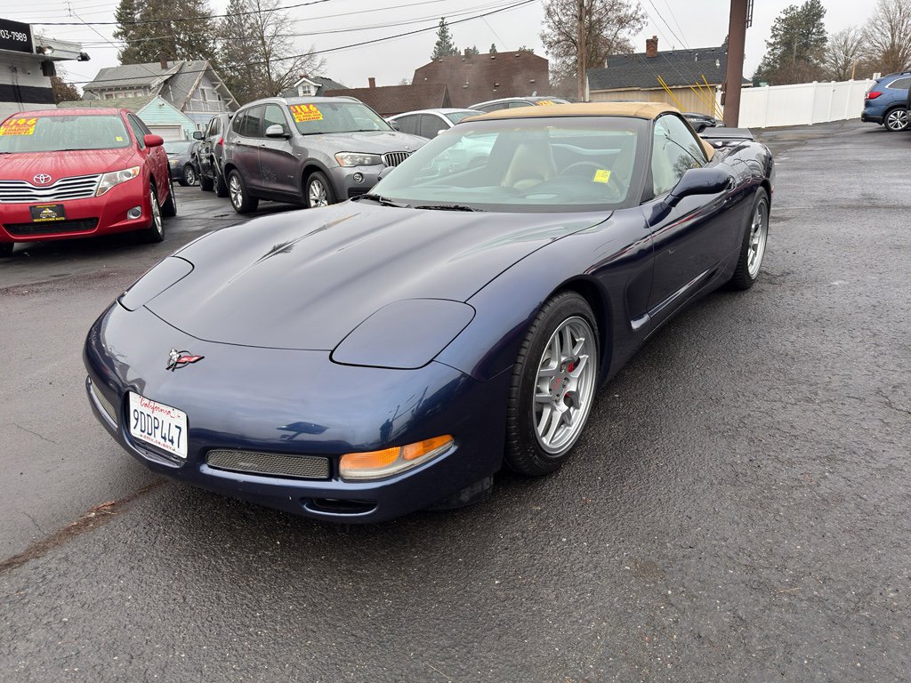 Used 1999 Chevrolet Corvette w/ Memory Pkg image 2