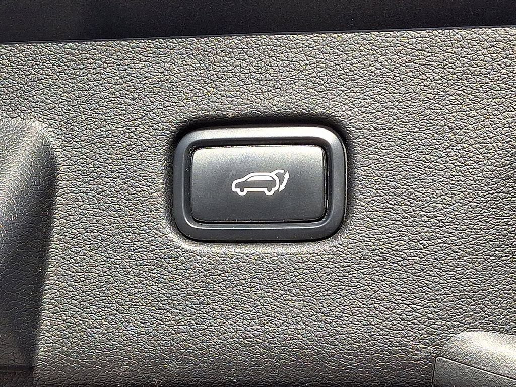 Used 2023 Kia Sportage SX image 32