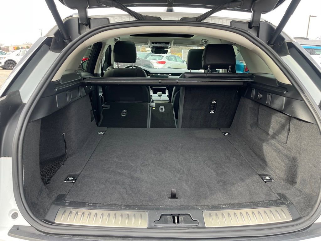 Used 2024 Land Rover Range Rover Velar S image 32